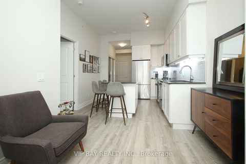 Photo 8 at 511 - 9618 Yonge Street, North Richvale, Richmond Hill