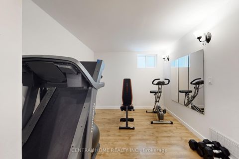 Photo 39 at 30 Moffat Crescent, Aurora Heights, Aurora