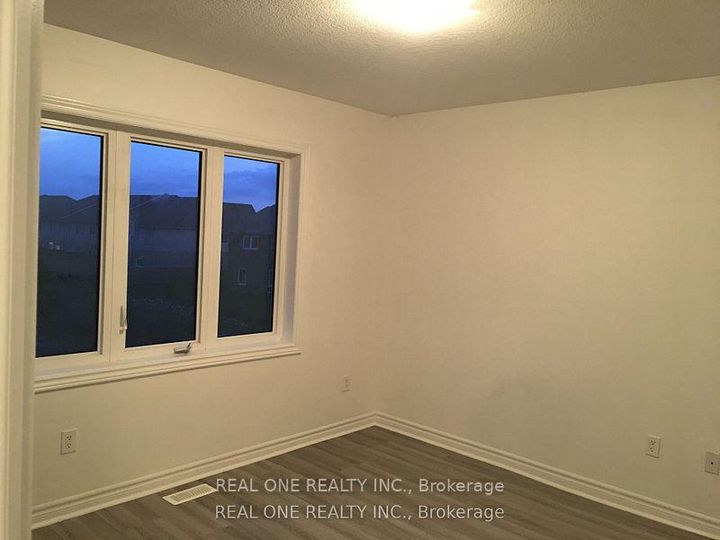 Photo 15 at 51 Mayland Trail, Stoney Creek Mountain, Hamilton