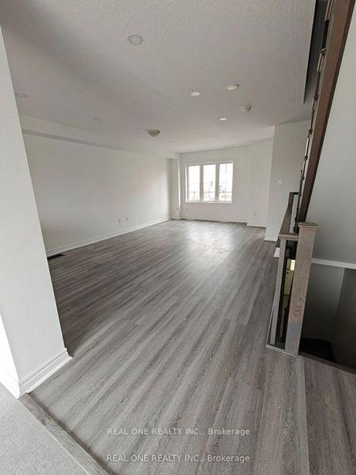 Photo 16 at 51 Mayland Trail, Stoney Creek Mountain, Hamilton