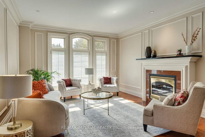 Photo 5 at 270 Spring Garden Avenue, Willowdale East, Toronto