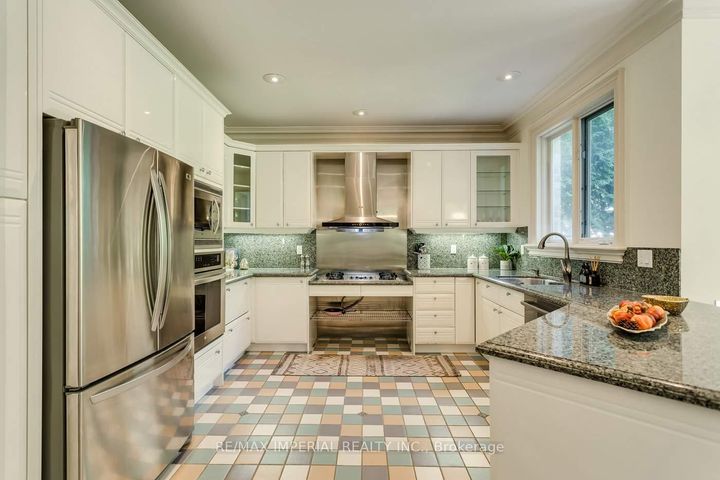 Photo 13 at 270 Spring Garden Avenue, Willowdale East, Toronto