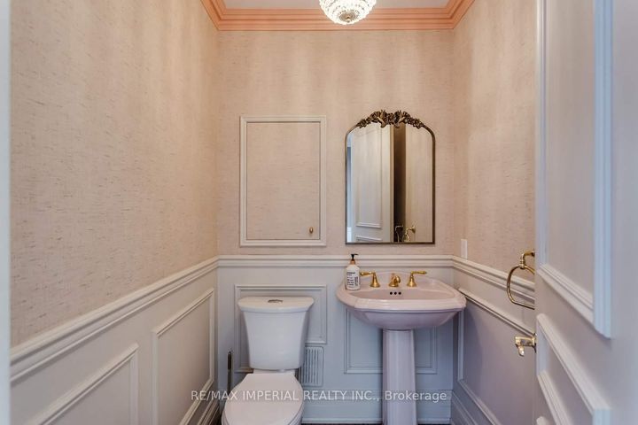 Photo 24 at 270 Spring Garden Avenue, Willowdale East, Toronto