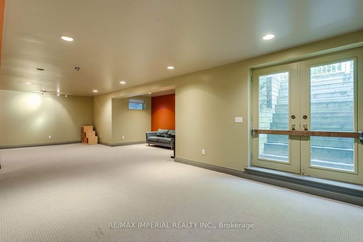 Photo 46 at 270 Spring Garden Avenue, Willowdale East, Toronto