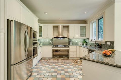 Photo 13 at 270 Spring Garden Avenue, Willowdale East, Toronto