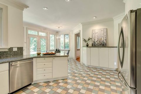 Photo 16 at 270 Spring Garden Avenue, Willowdale East, Toronto