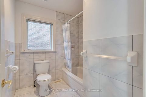 Photo 38 at 270 Spring Garden Avenue, Willowdale East, Toronto