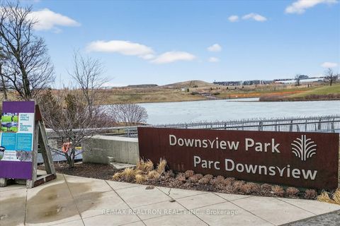 Photo 5 at 323 - 3100 Keele Street, CFB, Toronto