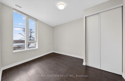 Photo 14 at 323 - 3100 Keele Street, CFB, Toronto