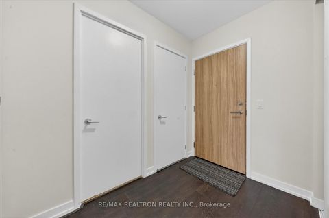 Photo 24 at 323 - 3100 Keele Street, CFB, Toronto