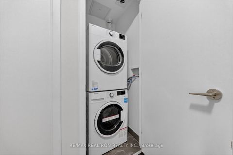 Photo 25 at 323 - 3100 Keele Street, CFB, Toronto
