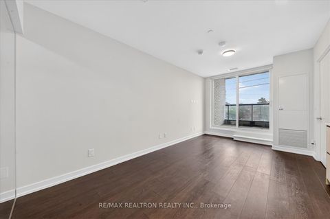 Photo 32 at 323 - 3100 Keele Street, CFB, Toronto