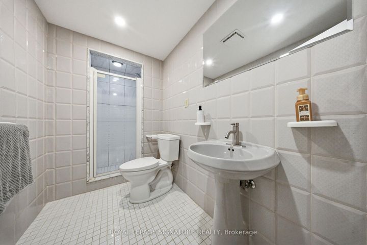 Photo 34 at 669 Highview Road, Amberlea, Pickering