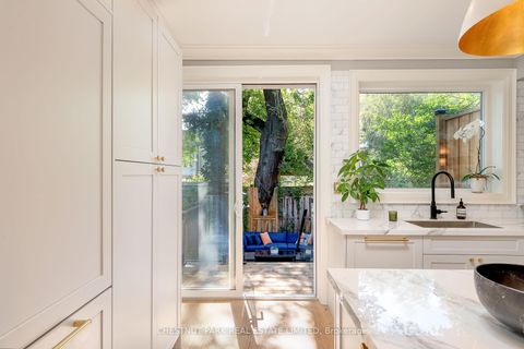 Photo 17 at 131 Alcorn Avenue, St. Clair, Toronto