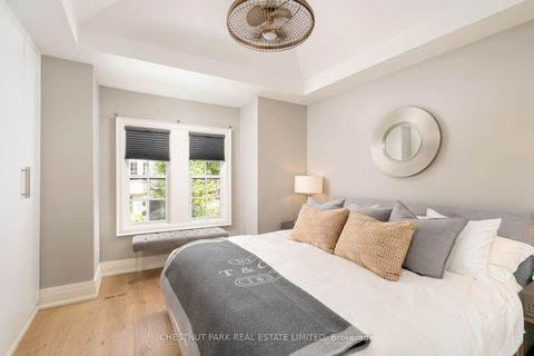 Photo 18 at 131 Alcorn Avenue, St. Clair, Toronto