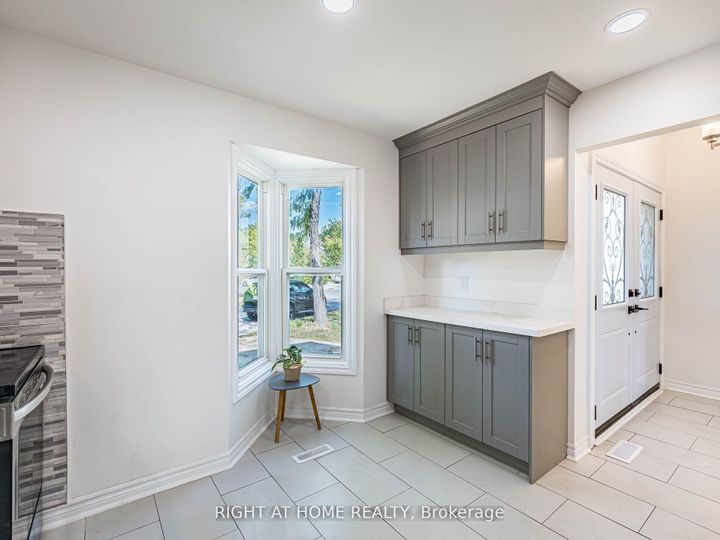 Photo 11 at 2 Giles Court, Jamestown, Toronto