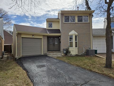 Photo 0 at 2 Giles Court, Jamestown, Toronto