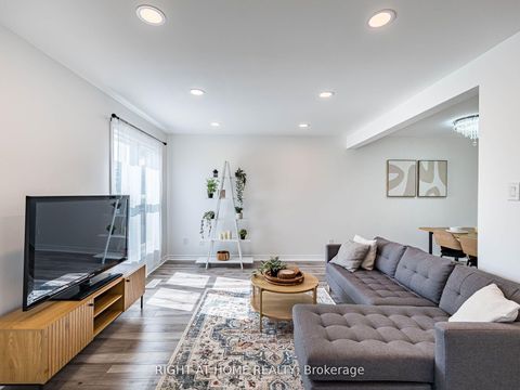 Photo 4 at 2 Giles Court, Jamestown, Toronto