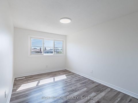 Photo 20 at 2 Giles Court, Jamestown, Toronto