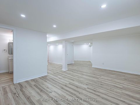 Photo 25 at 2 Giles Court, Jamestown, Toronto