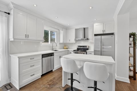 Photo 12 at 789 Elgin Street, Leslie Valley, Newmarket