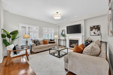 Photo 23 at 137 Woodbury Crescent, Summerhill Estates, Newmarket