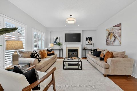 Photo 24 at 137 Woodbury Crescent, Summerhill Estates, Newmarket