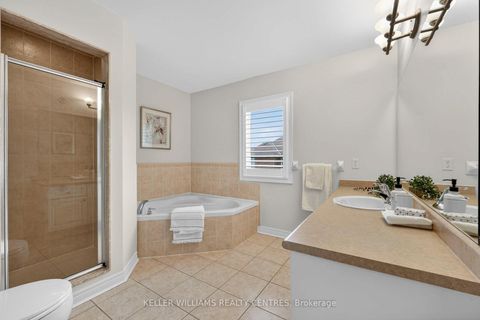 Photo 32 at 137 Woodbury Crescent, Summerhill Estates, Newmarket