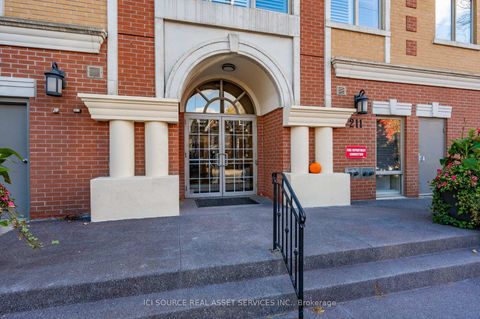 Photo 1 at 316 - 211 Randolph Road, Leaside, Toronto