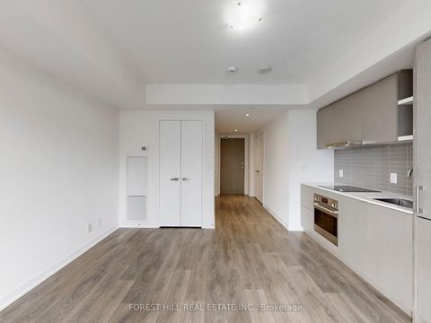 Photo 10 at 2208 - 100 Harbour Street, Waterfront Communities C1, Toronto