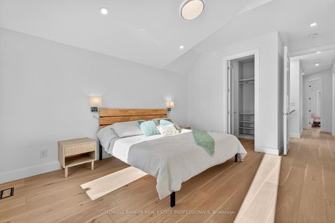 Photo 11 at 223 Queensdale Avenue, East York, Toronto