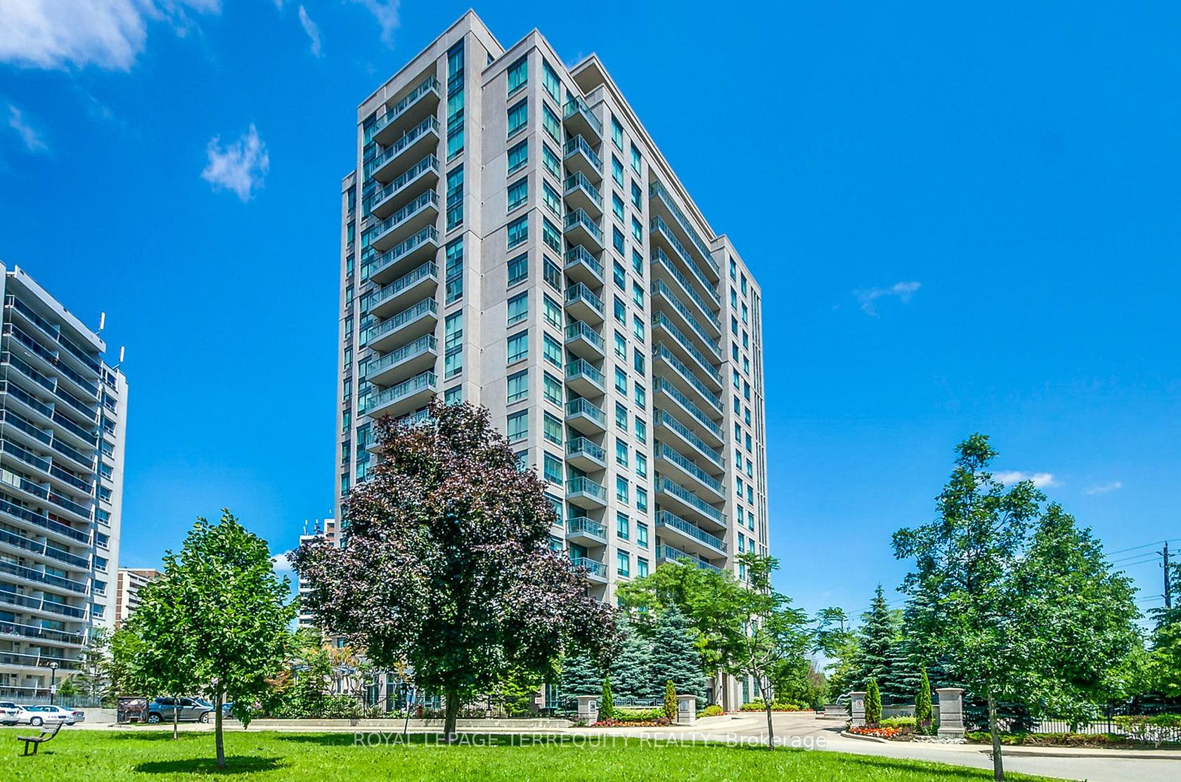 604 - 38 Fontenay Court, Humber Valley, Toronto 