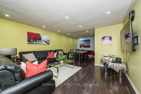 Photo 6 at 3430 Chipley Crescent, Malton, Mississauga