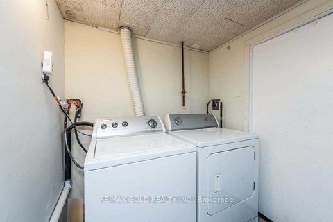 Photo 15 at 3430 Chipley Crescent, Malton, Mississauga