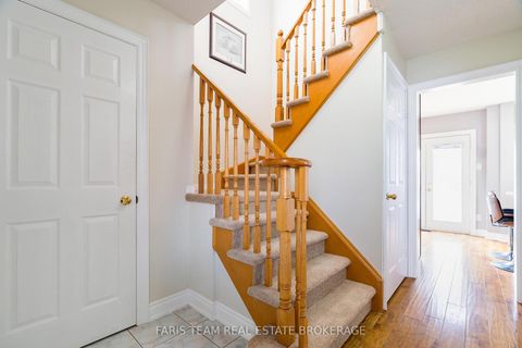 Photo 19 at 14 Nightingale Crescent, Painswick South, Barrie