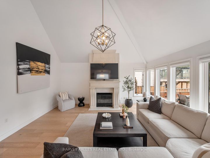 Photo 7 at 431 Douglas Avenue, Nortown, Toronto