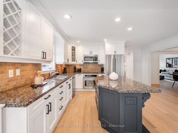 Photo 11 at 431 Douglas Avenue, Nortown, Toronto