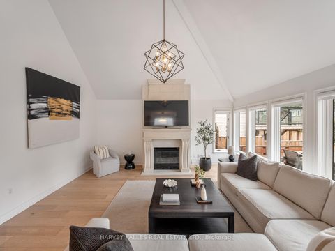 Photo 7 at 431 Douglas Avenue, Nortown, Toronto