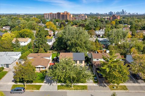 Photo 27 at 3244 Mainsail Crescent, Erin Mills, Mississauga