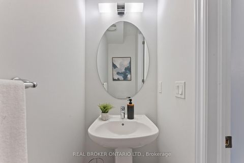 Photo 18 at 6 Howard Williams Court, Uxbridge