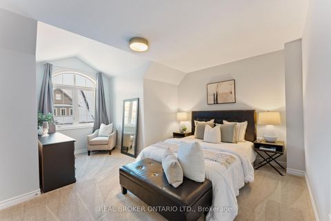 Photo 30 at 6 Howard Williams Court, Uxbridge