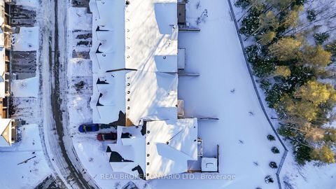 Photo 32 at 6 Howard Williams Court, Uxbridge