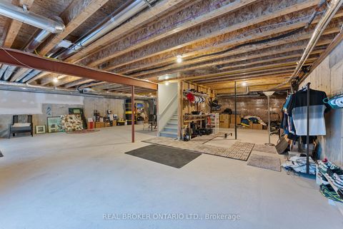 Photo 33 at 6 Howard Williams Court, Uxbridge