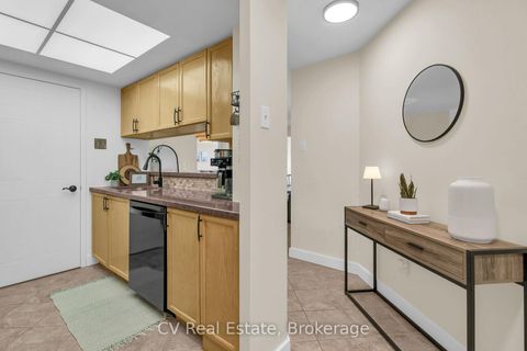 Photo 3 at 811 - 75 Ellen Street, City Centre, Barrie