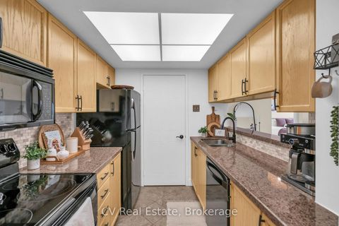 Photo 4 at 811 - 75 Ellen Street, City Centre, Barrie