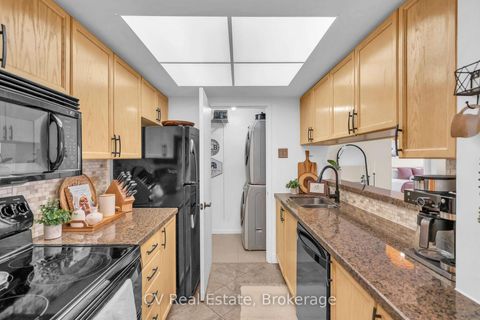 Photo 5 at 811 - 75 Ellen Street, City Centre, Barrie