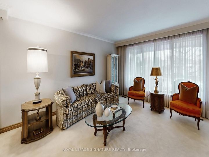 Photo 6 at 27 Knowland Drive, Humber Valley, Toronto