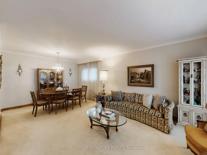 Photo 7 at 27 Knowland Drive, Humber Valley, Toronto