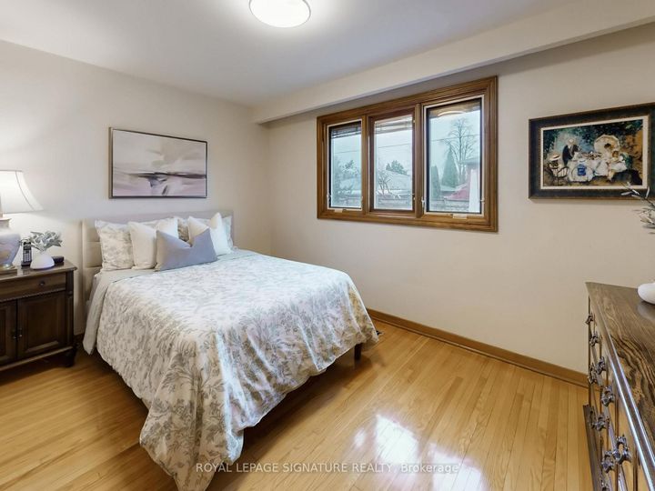 Photo 23 at 27 Knowland Drive, Humber Valley, Toronto