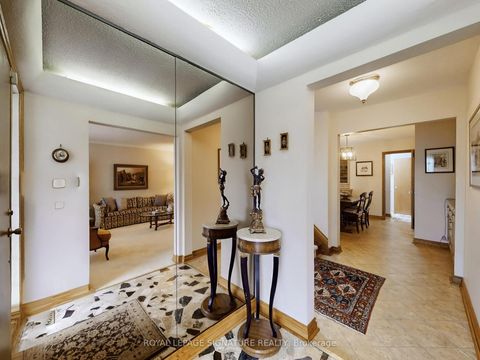 Photo 3 at 27 Knowland Drive, Humber Valley, Toronto